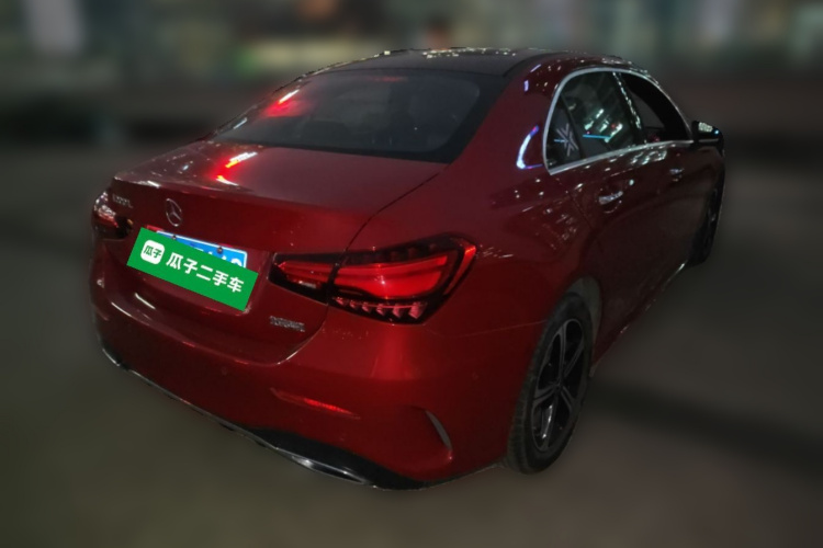 奔驰A级 2023款 A 200 L 时尚型车身外观6005