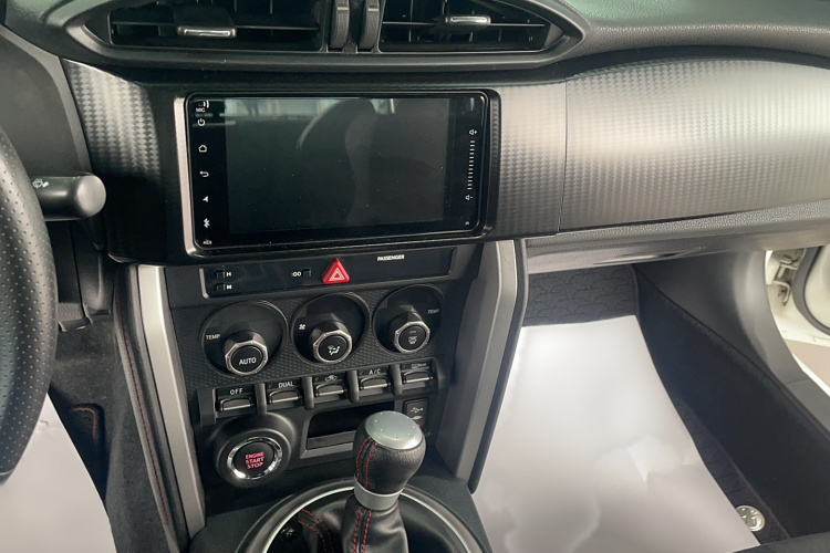 丰田86 2013款 2.0L 自动豪华型局部细节16