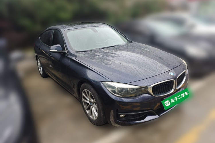 宝马3系GT 2017款 320i 时尚型车身外观6002