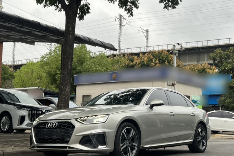 奥迪A4L 2020款 40 TFSI quattro 豪华动感型车身外观6001