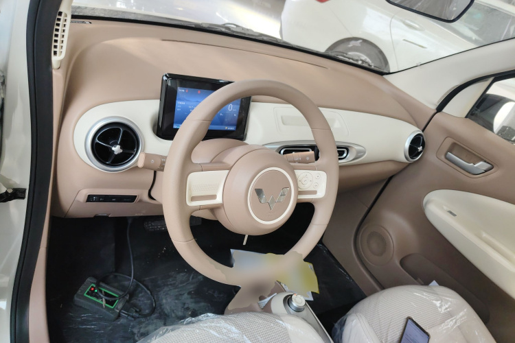 五菱汽车 宏光MINIEV 2025款 四门版 进阶款中控内饰12