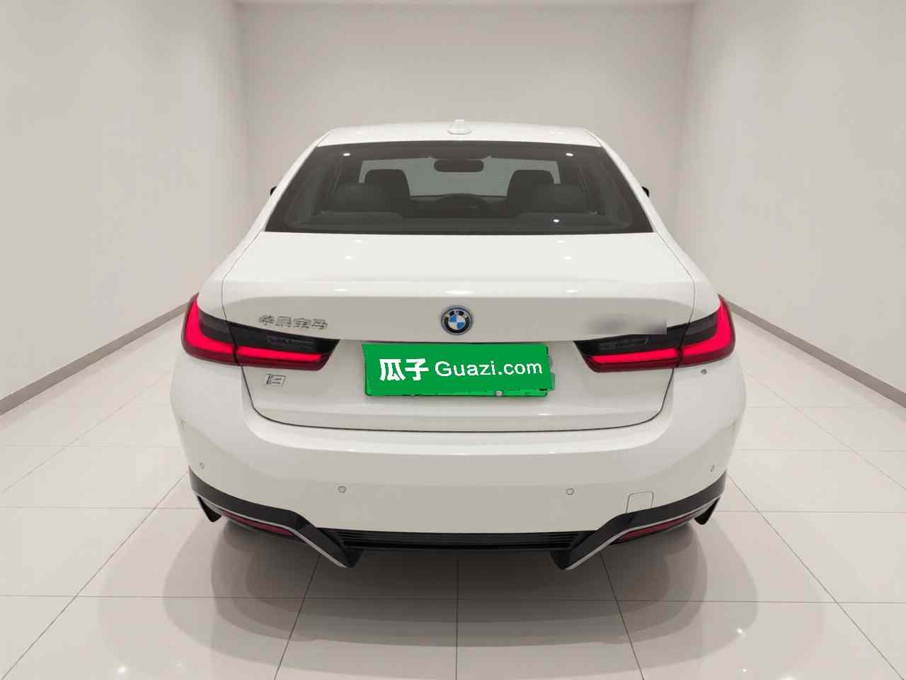 宝马i3 2023款 eDrive 40 L 曜夜套装(4)