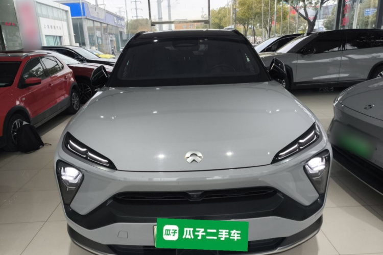 蔚来ES6 2020款 420KM 运动版车身外观2