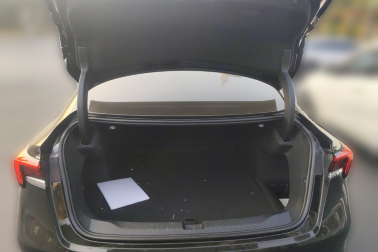 别克 君越 2023款 28T 越尊版中控内饰23