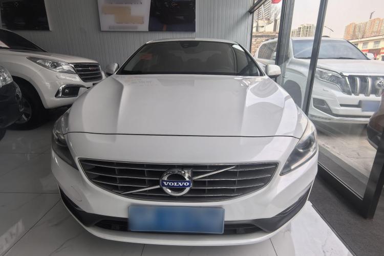 沃尔沃S60 2015款 S60L T5 智驭版车身外观6001