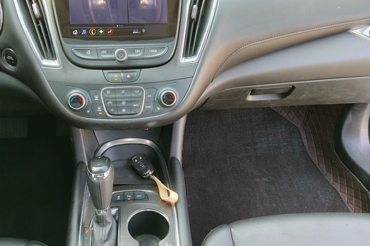 雪佛兰 迈锐宝XL 2019款 535T CVT锐联版中控内饰7010