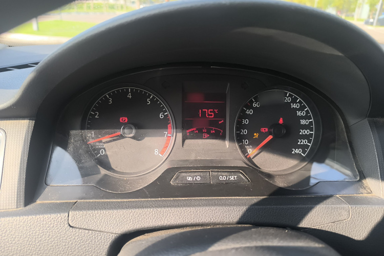 大众 桑塔纳 2015款 1.6L 手动风尚版局部细节14