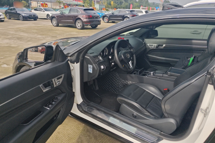 奔驰E级(进口) 2014款 E 200 轿跑版中控内饰20