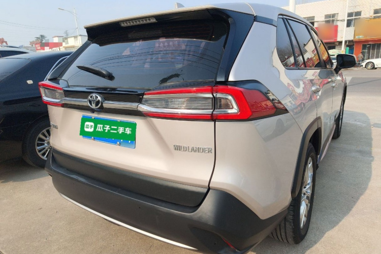 丰田 威兰达 2020款 2.0L CVT两驱豪华版车身外观7