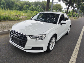 奥迪A3 2018款 30周年年型 Sportback 35 TFSI 进取型