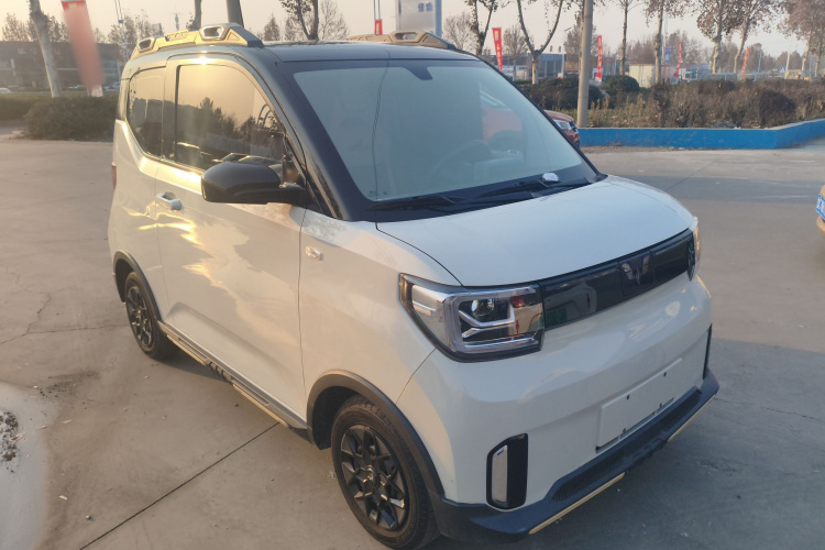 五菱汽车 宏光MINIEV 2022款 GAMEBOY 200km 玩咖款 磷酸铁锂车身外观3