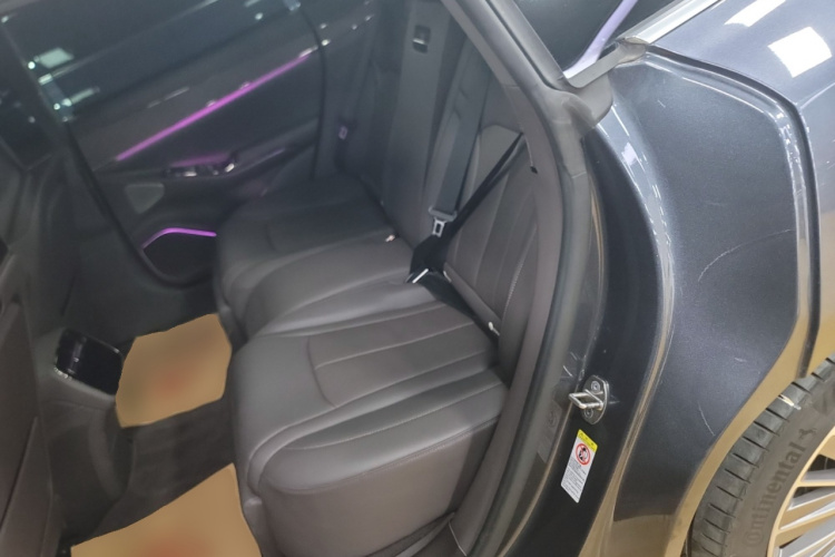 腾势Z9 2024款 1100km 四驱Ultra版中控内饰21