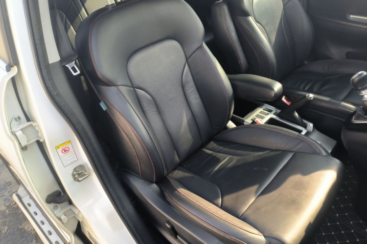 哈弗H6 2013款 运动版 1.5T 手动两驱精英型局部细节41