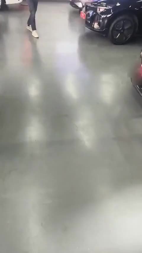 东风奕派 eπ008 2025款 210Max增程版 5座讲解2