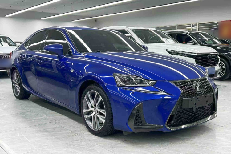 雷克萨斯IS 2017款 300 F SPORT版车身外观6005