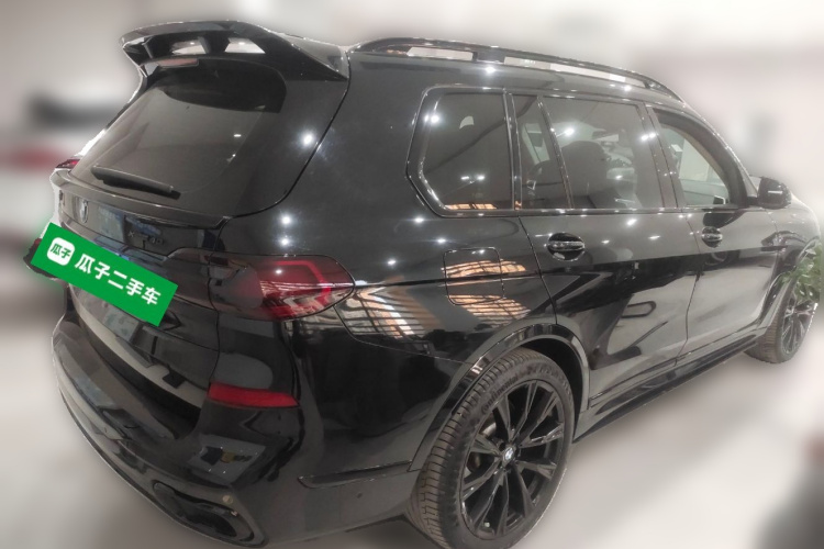 宝马X7 2020款 xDrive40i 行政型豪华套装车身外观7