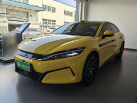 比亚迪 汉L 2025款 DM-p 四驱激光雷达旗舰型