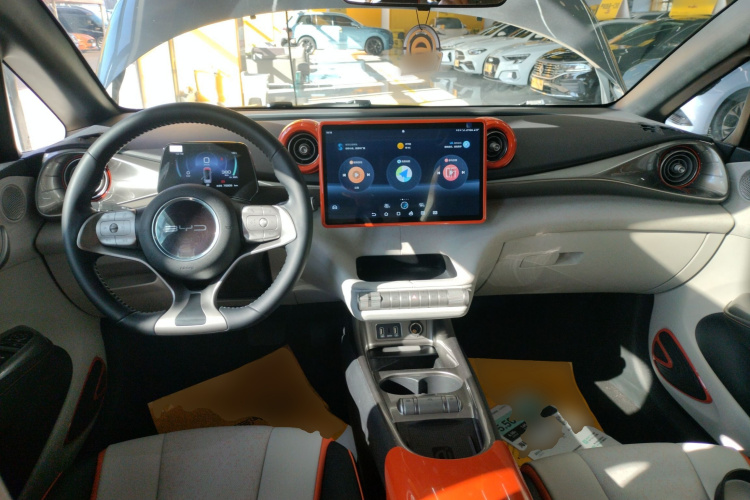 比亚迪 海豚 2021款 405km 时尚版中控内饰12