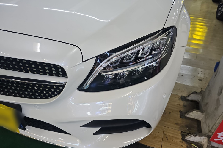 奔驰C级 2020款 C 200 L 时尚型运动版局部细节36