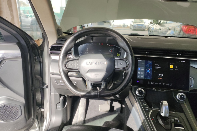 领克05 2020款 2.0TD 两驱耀Plus局部细节13