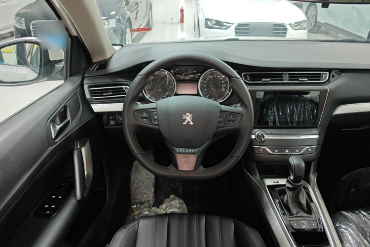 标致408 2020款 360THP 十周年质臻版中控内饰13