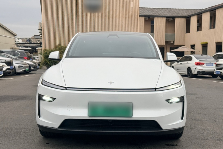 特斯拉 Model Y 2025款 后轮驱动版车身外观6002