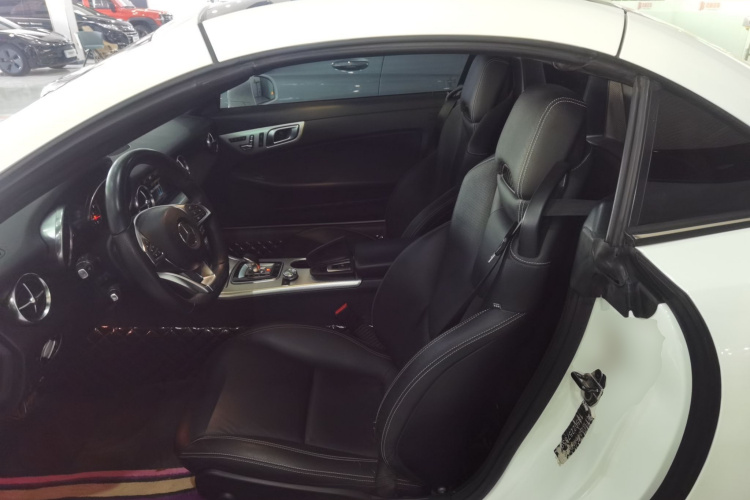 奔驰SLC 2016款 SLC 200 时尚型中控内饰21