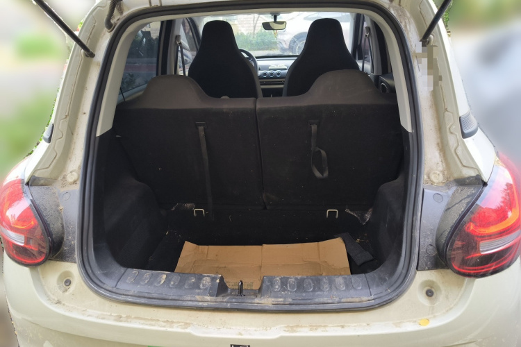 五菱汽车 五菱缤果 2023款 203km 轻享款中控内饰23