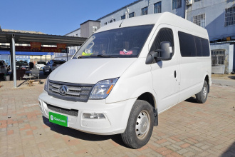 上汽大通MAXUS 新途V80 2021款 2.0T 手动经典傲运通127PS中轴中顶6/7/8/9座