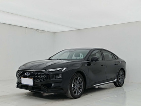 福特 蒙迪欧 2025款 1.5T EcoBoost 豪华型