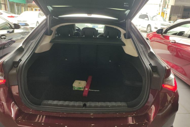 宝马i4 2023款 eDrive35局部细节23