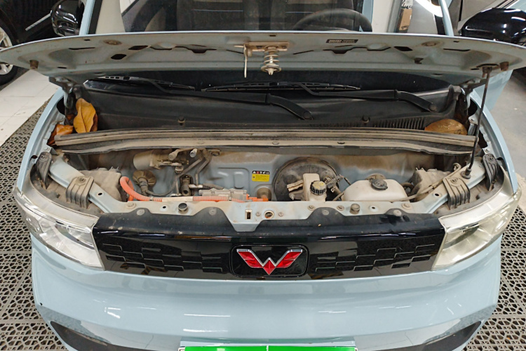 五菱汽车 宏光MINIEV 2020款 自在款 磷酸铁锂机舱底盘24