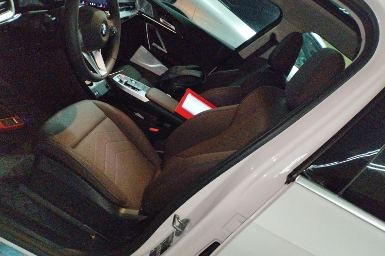 宝马X1 2024款 sDrive25Li X设计套装局部细节19