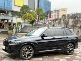 宝马X3 2023款 改款 xDrive30i 领先型 M曜夜套装