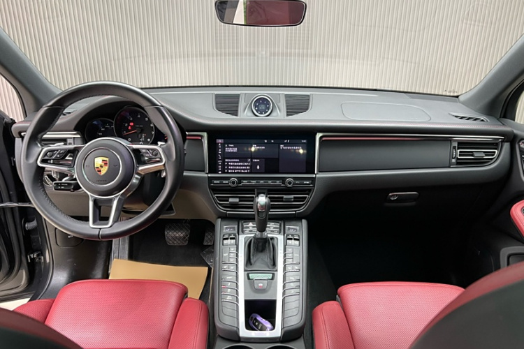 保时捷 2021款 Macan 2.0T中控内饰7001