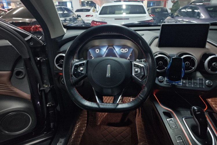 魏牌 VV7 2019款 升级款 2.0T 旗舰型 国VI中控内饰13