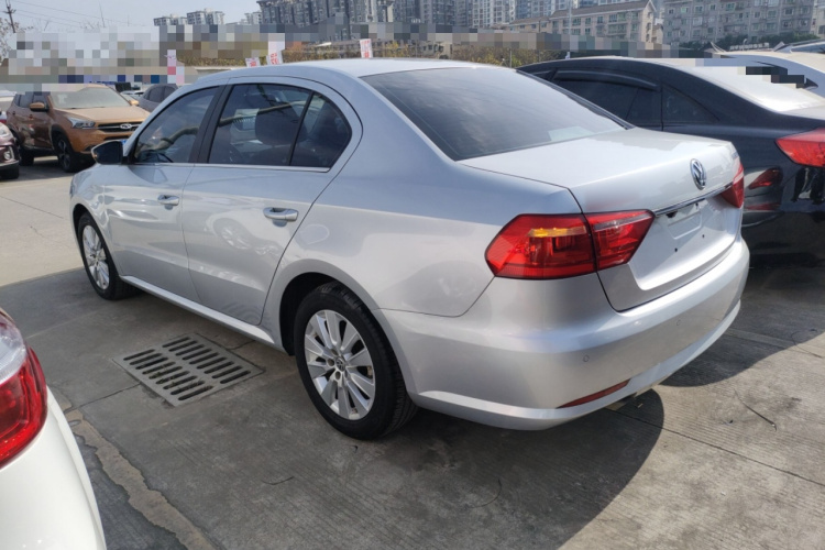 大众 朗逸 2013款 改款经典 1.6L 自动舒适版车身外观6003