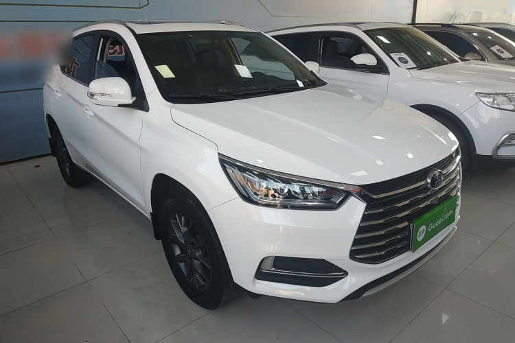 比亚迪 宋 2021款 经典版 1.5T 自动精英型车身外观3