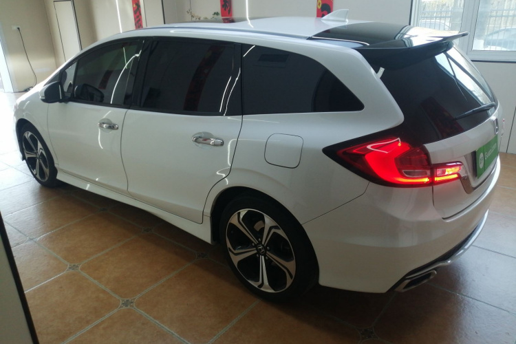 本田 杰德 2017款 210TURBO CVT豪华版 5座车身外观4