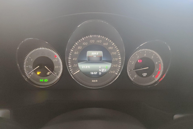 奔驰GLK级 2015款 GLK 260 4MATIC 动感型 极致版局部细节14