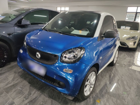 smart fortwo 2015款 1.0L 52千瓦硬顶灵动版