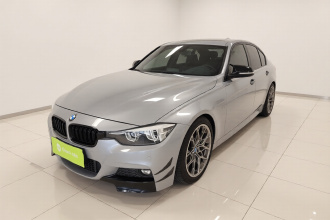 宝马3系 2019款 320i M运动曜夜版