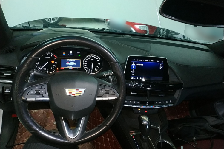 凯迪拉克CT4 2020款 28T 精英型中控内饰7002