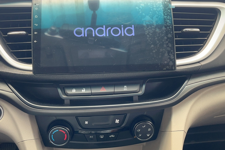 别克 英朗 2017款 15N 手动进取型局部细节16