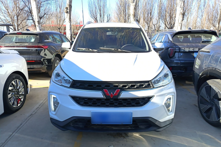 五菱汽车 五菱宏光S3 2018款 1.5L 手动豪华型 国V车身外观2