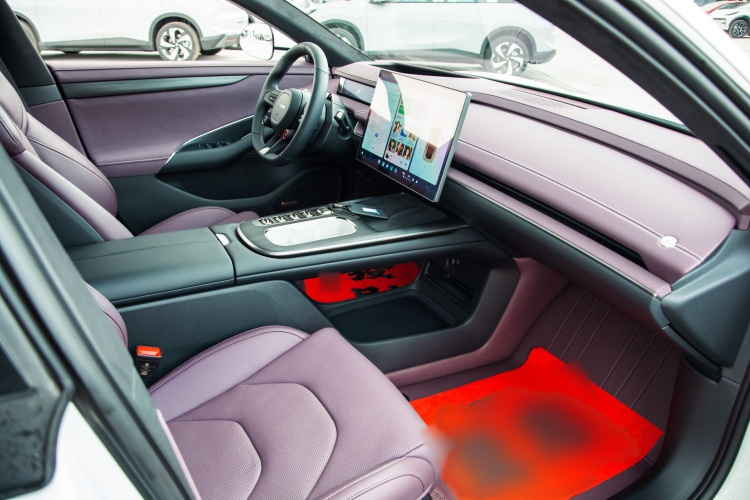 小米汽车 小米SU7 2024款 四驱超长续航高阶智驾Max版中控内饰7004