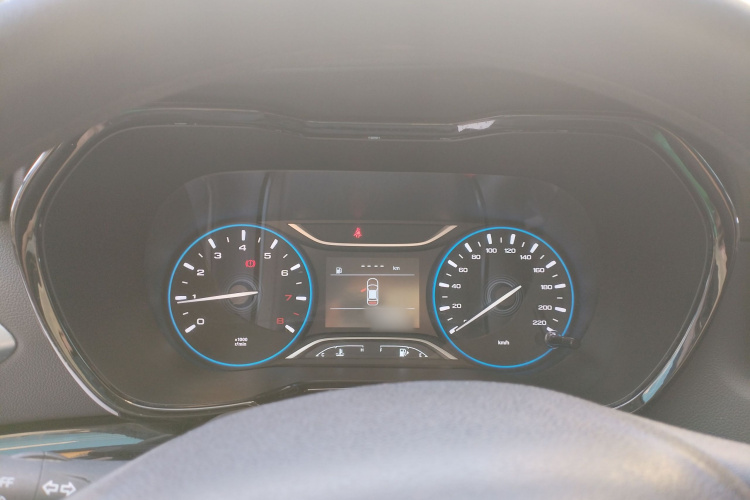 广汽传祺 传祺GS4 2018款 235T 手动两驱精英版局部细节14