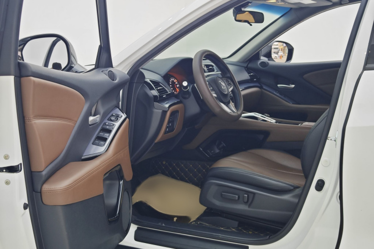 讴歌CDX 2021款 1.5T 两驱尊享版中控内饰7011