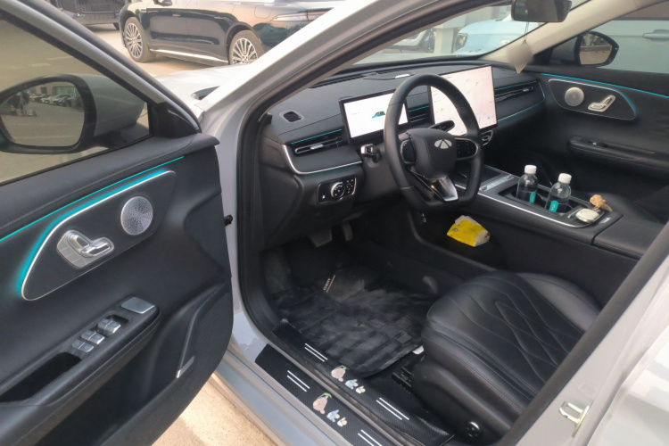 奇瑞 风云A8L 2025款 1.5TGDI 145km 豪华型中控内饰7003