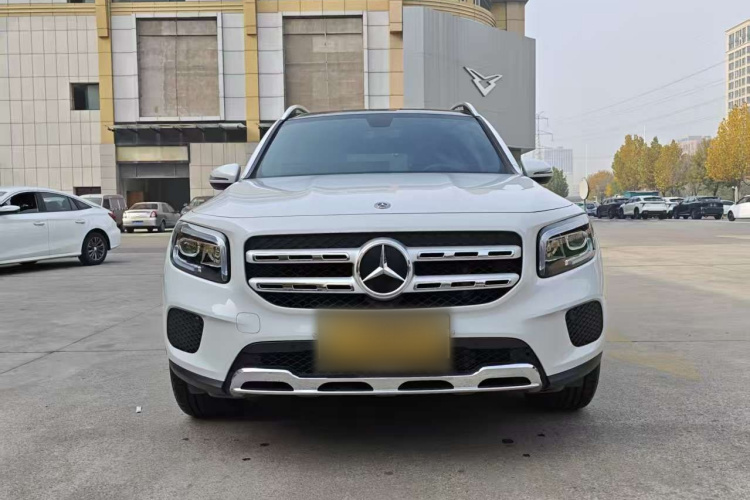 奔驰GLB 2020款 GLB 200 动感型车身外观6001